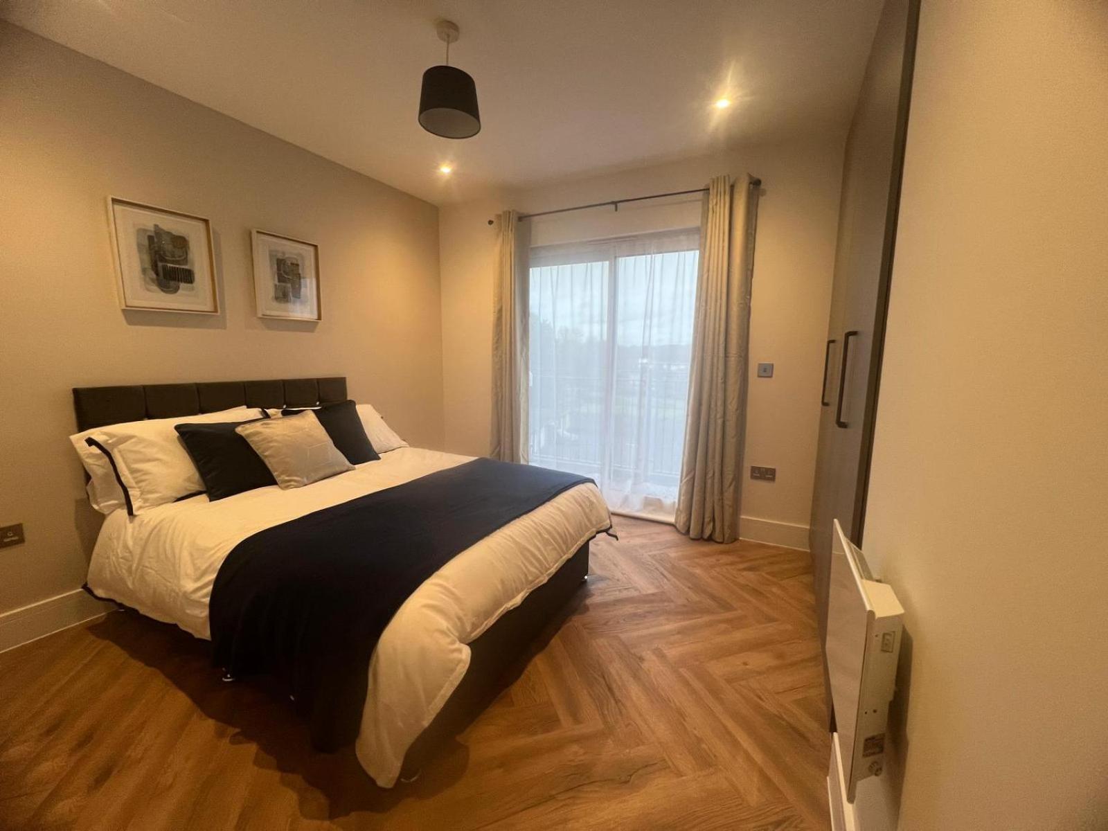 New 2 Bedroom Apartment Rickmansworth Town Centre Экстерьер фото